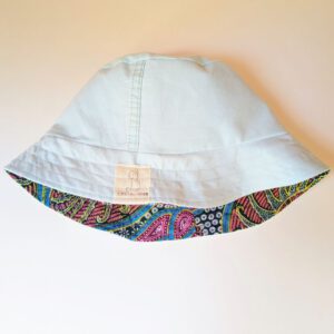 Wendbarer bucket hat hellblau-bunt